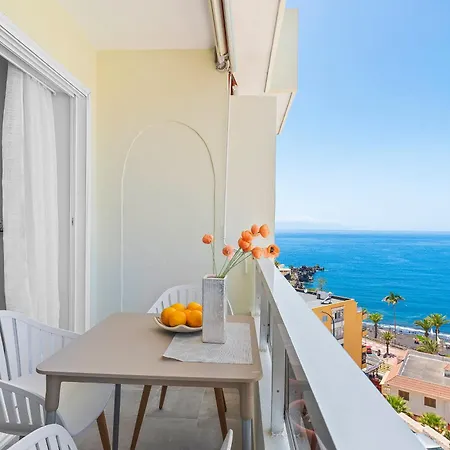 Arenas Negras Playa La Arena, Newly Renovated アパート *