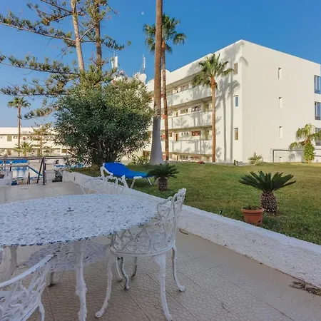 Arenas Negras Playa La Arena, Newly Renovated Appartamento